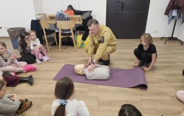 Pokaz udzielania pierwszej pomocy 